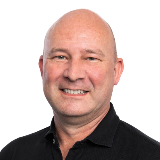 profile_DarrenBurgess_Sq