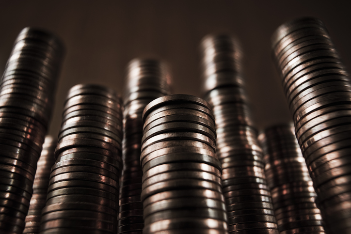 Penny-wise or pound-foolish, considerations for operating hospital laboratory outreach services or for outsourcing to a commercial laboratory instead.